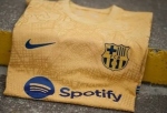 Kolik by Barcelonu stálo ukončení smlouvy s Nike? 
