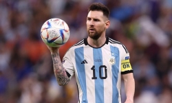 Lionel Messi tvrdo kritizoval Mateu Lahoza aj Louisa van Gaala
