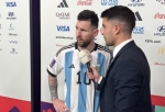 Messi vybehol na Weghorsta: Čo pozeráš, hlupáčik...