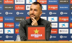 Tréner Espanyolu vychválil Mateu Lahoza: Je to jeden z najlepších rozhodcov na svete