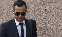 Superagent Mendes se snaží přesvědčit Deca, aby podepsal Bernarda Silvu