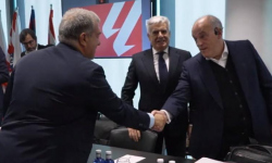 Joan Laporta sa stretol s Javierom Tebasom a delegáciou z Číny