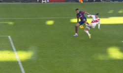 VIDEO: Měla Barcelona v závěru proti Rayu kopat penaltu? 