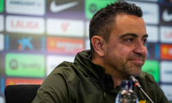 Xavi opět jedním z kandidátů na trenéra Manchesteru United