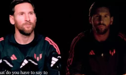 Messi symbolicky odovzdáva štafetu Lamine Yamalovi a posiela mu odkaz