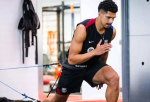 Ronald Araujo si stanovil dátum návratu na trávniky
