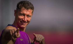 Robert Lewandowski predstihol Neymara a vyrovnal sa v počte gólov bývalému trénerovi Barçy