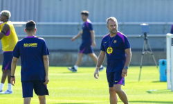 Flick zvažuje zmeny v obrane: Hľadá riešenia pred duelom s Rayom