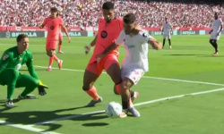 Mateu Lahoz o penalte pre Sevillu: Nielenže si myslím, že to nebola penalta, ale už dlho som nevidel nič tak vážne.