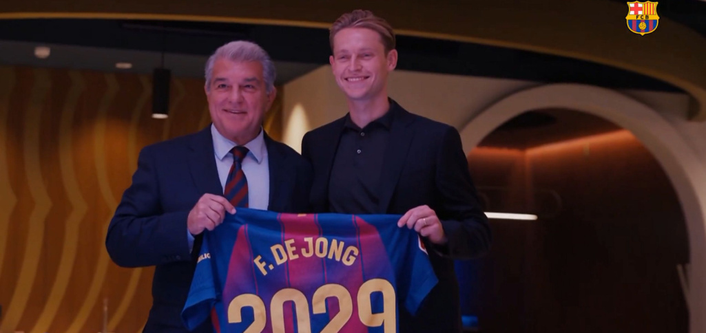 De Jong: V lete ma chceli predať za mojím chrbtom! Zo strany španielskej tlače sa cítim podceňovaný