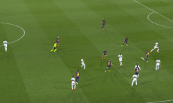 Čo rozhodcovia preverovali pri góle Rafu Mira?