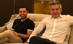 Xavi Hernández podporuje Víctora Fonta, ktorý vytvoril opozičnú platformu voči Joanovi Laportovi