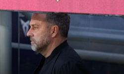 Flick čelí obrovskej dileme: Návrat hviezd Barcelony komplikuje výber základnej zostavy