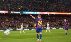 Dani Olmo v životnej forme! 6 gólov v 9 zápasoch robí z Barçy stroj na góly