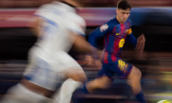 5 Záverov po Alavése: Zrod 'Maldiniho', trápenie Lewandowskeho a istota v bráne