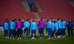Slavia Praha - FC Barcelona: Zostavy
