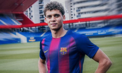 Iba 18-ročný útočník Barcelony prekvapivo mieri na MS. Flick ho berie do áčka