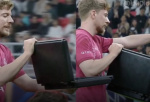 MrBeast provokuje Barçu! V Katare  'podplatil' brankára a označil katalánsky klub