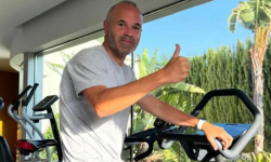 Iniesta ako tréner? "Chcem začať čoskoro!" Barça je podľa neho pod Flickom brutálna
