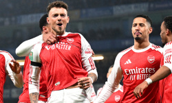 Piers Morgan prekvapil: Arsenal má lepší káder ako Barcelona v ére Messiho