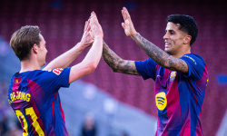 OFICIÁLNE: De Jong v nominácii na derby! Flick povolal aj dvoch mladých obrancov