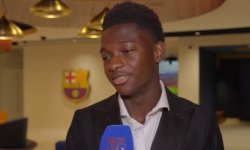 Jesse Bisiwu o živote v Barcelone: Raphinha trénuje na 100%, v šatni ma vedú De Jong s Koundém