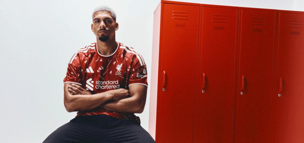 Odchod do Liverpoolu je vyslobodením, ktoré Ronald Araujo zúfalo potreboval. Zvládne reštart na Anfield?