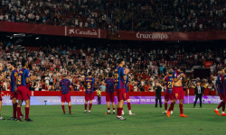 FC Barcelona vezie plný počet bodov z Ramón Sánchez Pizjuán! Hetrik Raphinhu režíroval obrat v Seville